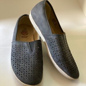 EARTH SPIRIT BLACK BOHO RETRO SLIP ON